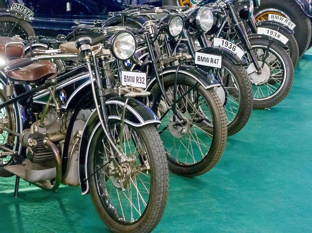 BMW motorcycles at exhibition - Kostenloses image #186053