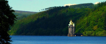 Castle in the Lake #dailyshoot #365 #Wales - Free image #285163