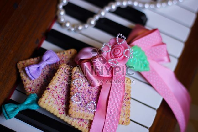 Decorated piano - Free image #302563