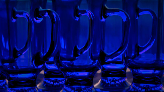 cobalt blue glass - image gratuit #321573 
