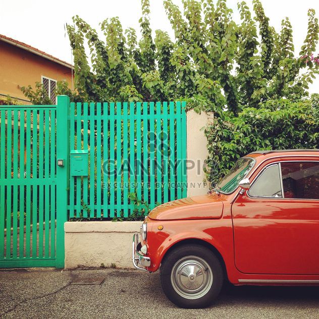 Red Fiat 500 car - image gratuit #331223 
