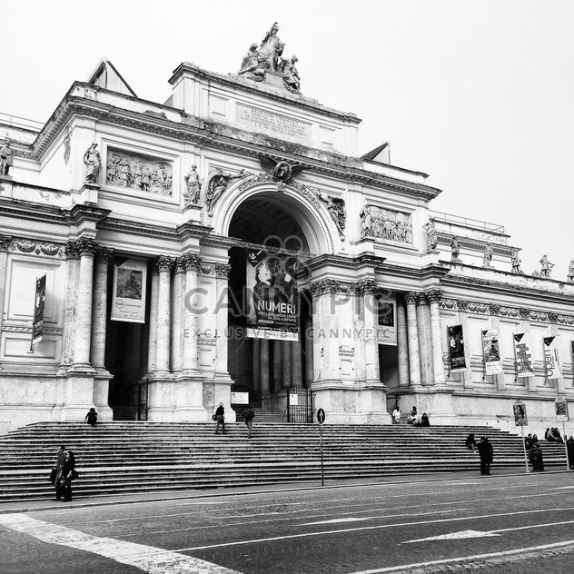 Architecture of Rome, Italy, black and white - image gratuit #331813 