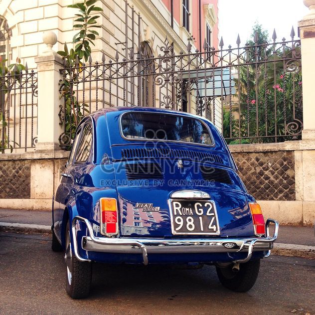 Blue Fiat 500 car - image gratuit #331933 