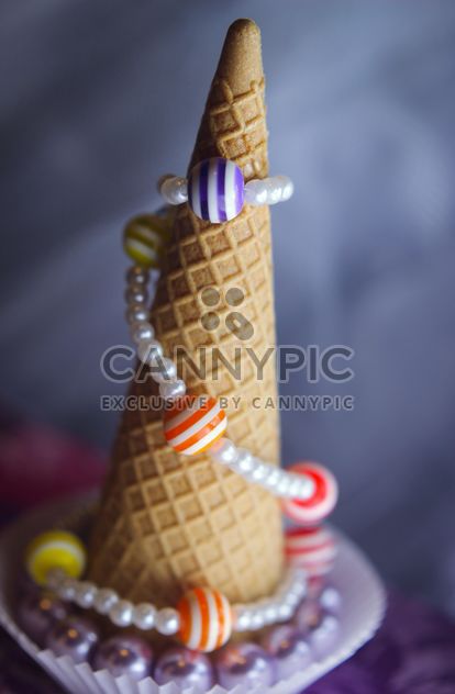 Icecream cone with ribbons and stars - бесплатный image #341493