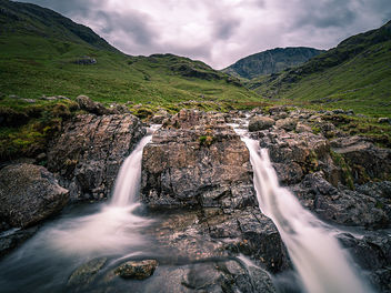 Double fall - Lake District, United Kingdom - Landscape photography - image #464103 gratis