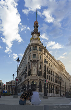 Enamorados en el centro de Madrid - image #472623 gratis