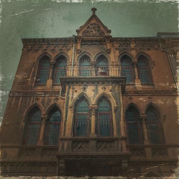 Old building in Baku - бесплатный image #182783