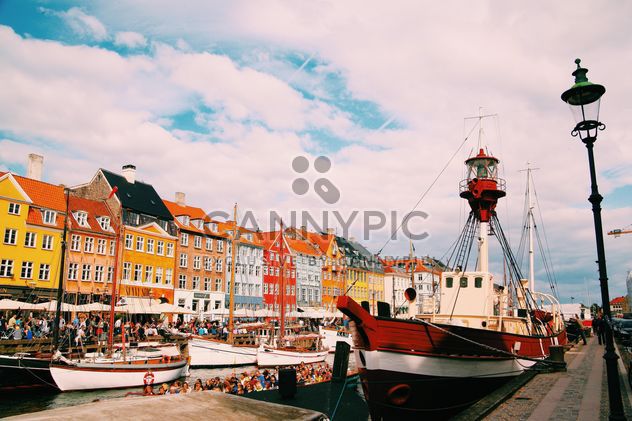 Old boats and colorful houses in Nyhavn in Copenhagen, Denmark - бесплатный image #184073
