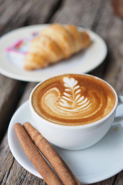 Coffee latte art with cinnamon - Free image #187063