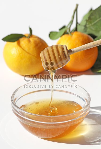 Honey Bowl with dipper and mandarins - image #187843 gratis