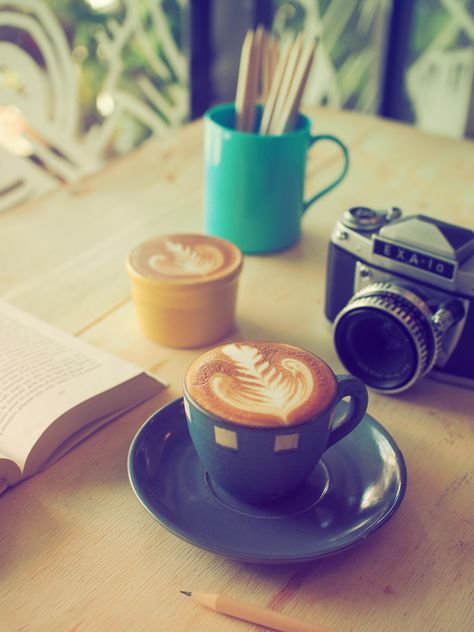 Coffee latte on breakfast - image #197883 gratis