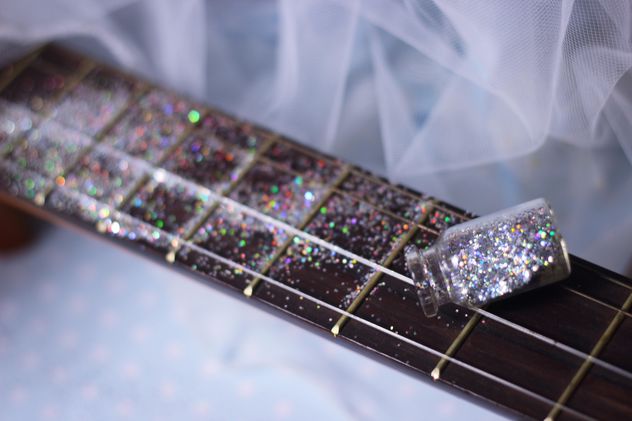 girly guitar glitter - Kostenloses image #201033