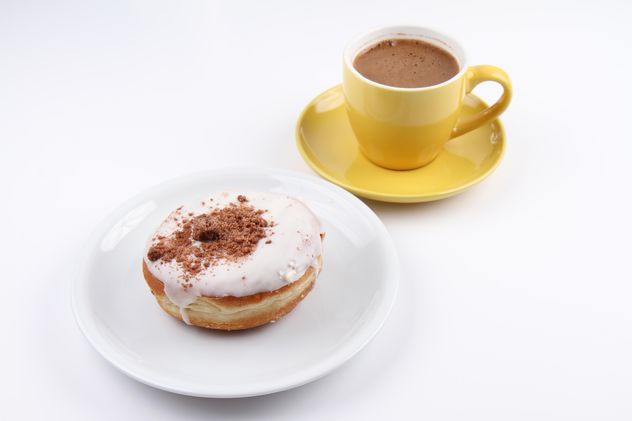 Donut and cup of Turkish Coffee - image #201093 gratis