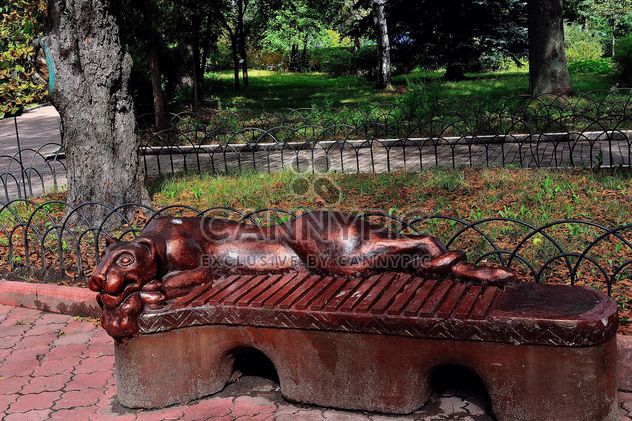 Sculptural bench - Free image #229393