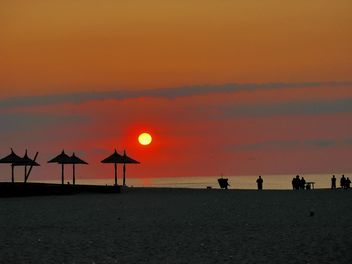 Silhouette at sunrise - image #271943 gratis