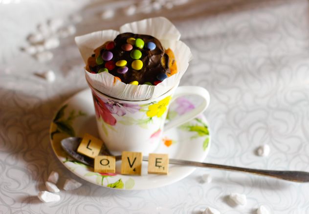 Decorated cupcake in a cup - image #273883 gratis