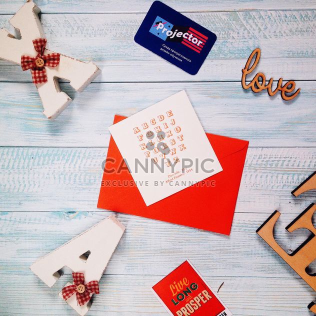 Cards and wooden letters - image #273913 gratis