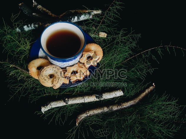 Black tea and cookies - image #302863 gratis