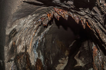 Jaws Tunnel - бесплатный image #320453