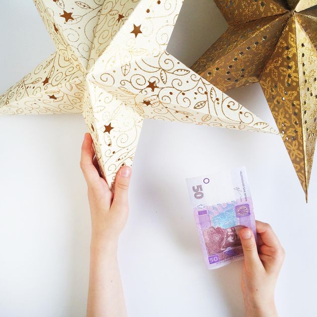two stars and money on white background - Kostenloses image #329223