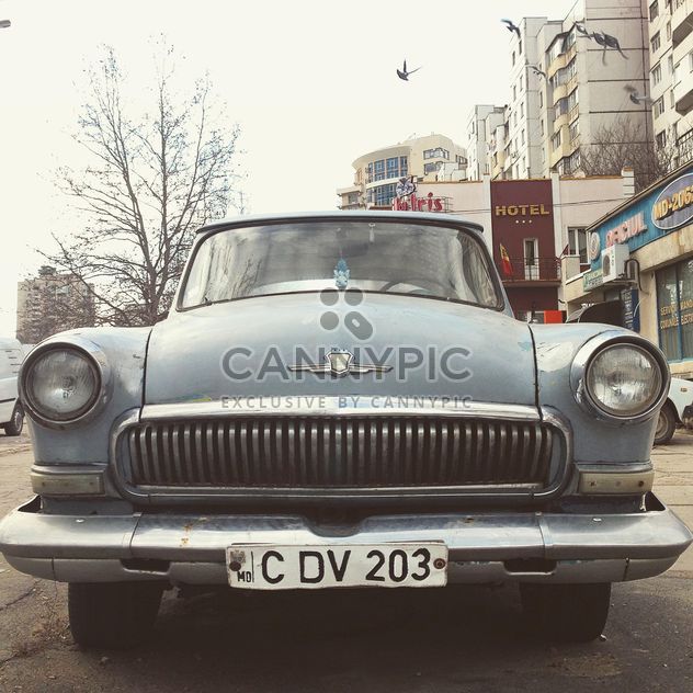Soviet retro GAZ car - image gratuit #332083 