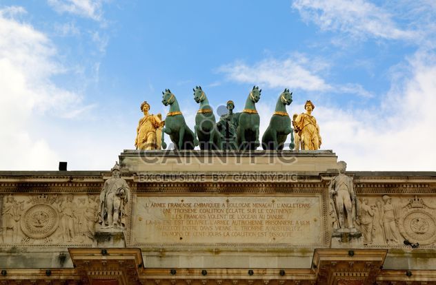 Monument of cavalry on Triumphal Arch - image gratuit #334253 