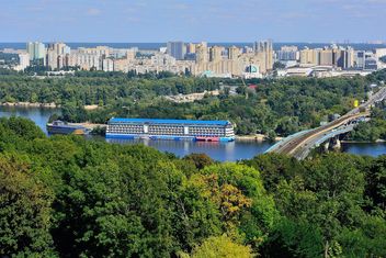 The views of the Dnipro and left shore of Kiev - бесплатный image #335073