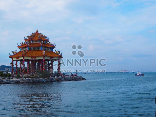 Guan Yin Shrine by the sea - Free image #344193