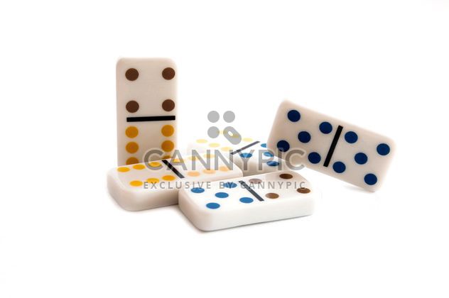 White domino stones - image gratuit #345873 
