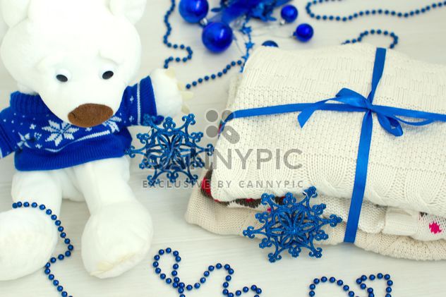 Christmas decorations, teddy bear and knitted clothes - бесплатный image #347993