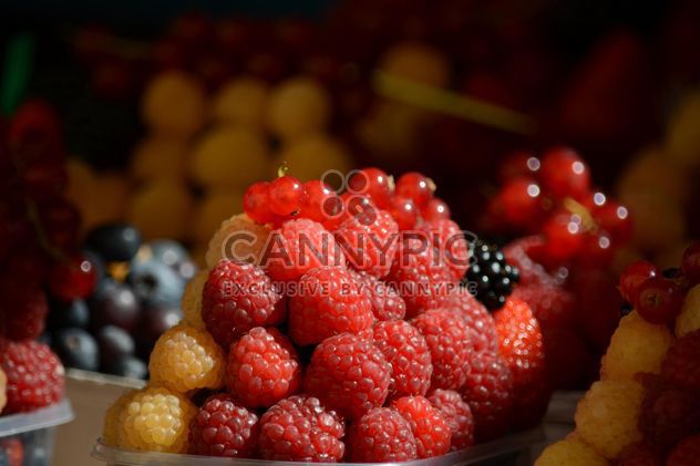 Heap of fresh ripe berries - image #348493 gratis