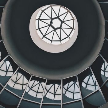 Under the dome of subway station - бесплатный image #363693