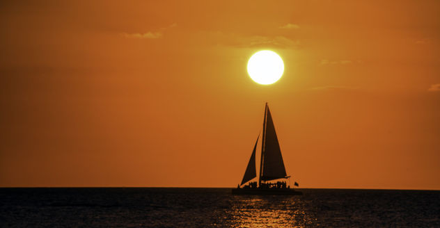 Sailing Under the Setting Sun - Kostenloses image #450213