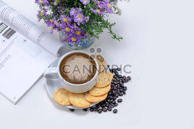Coffee with crackers, flowers and book - image #452443 gratis
