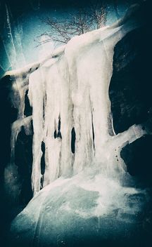 Water and ice, and everything nice - бесплатный image #460253