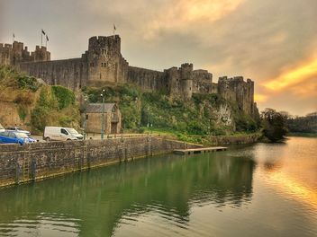 Pembroke Castle, Wales - image gratuit #460333 