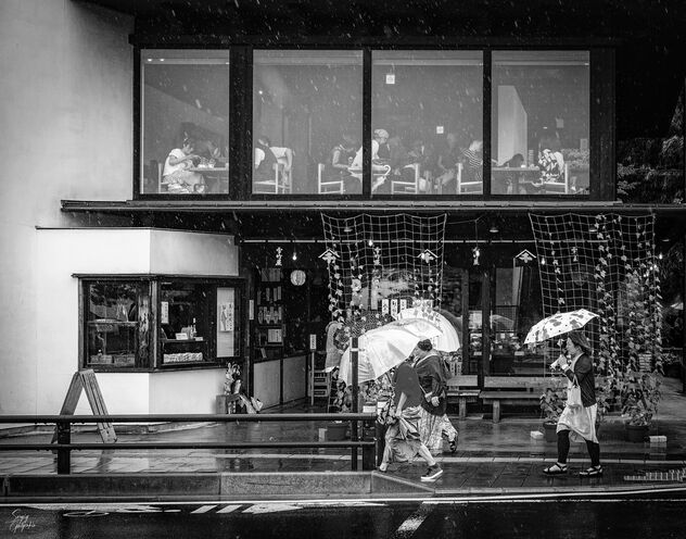 Rain in Matsushima - image #500613 gratis